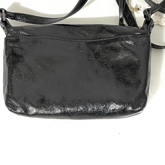Hobo Alexis Black Leather Shoulder Bag - Picture 13 of 15
